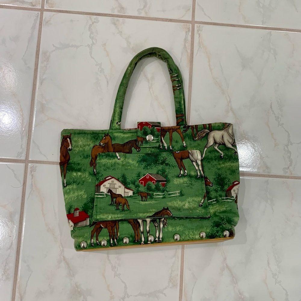 Horse pattern purse